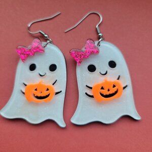 Halloween pink ghost earrings